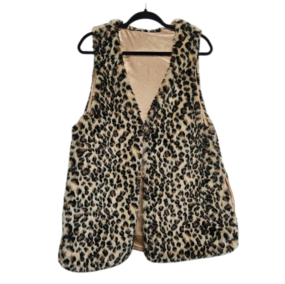 NWT Heimish Leopard Vest Faux Fur Animal Print One Size Fits Most Satin Lined OS
